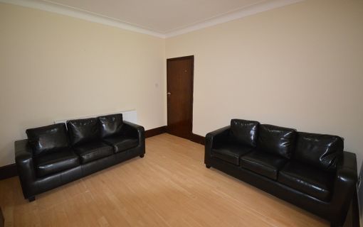 Headingley, LS6