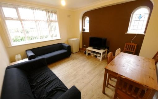 Headingley, LS6